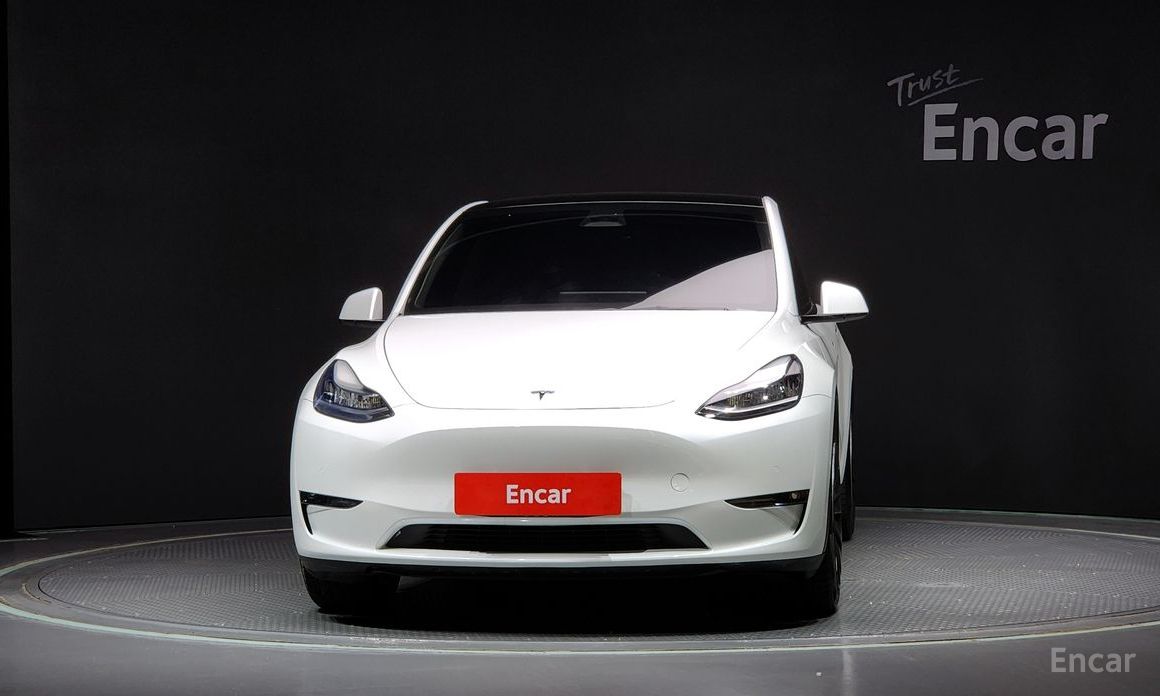 Model Y Long Range 4