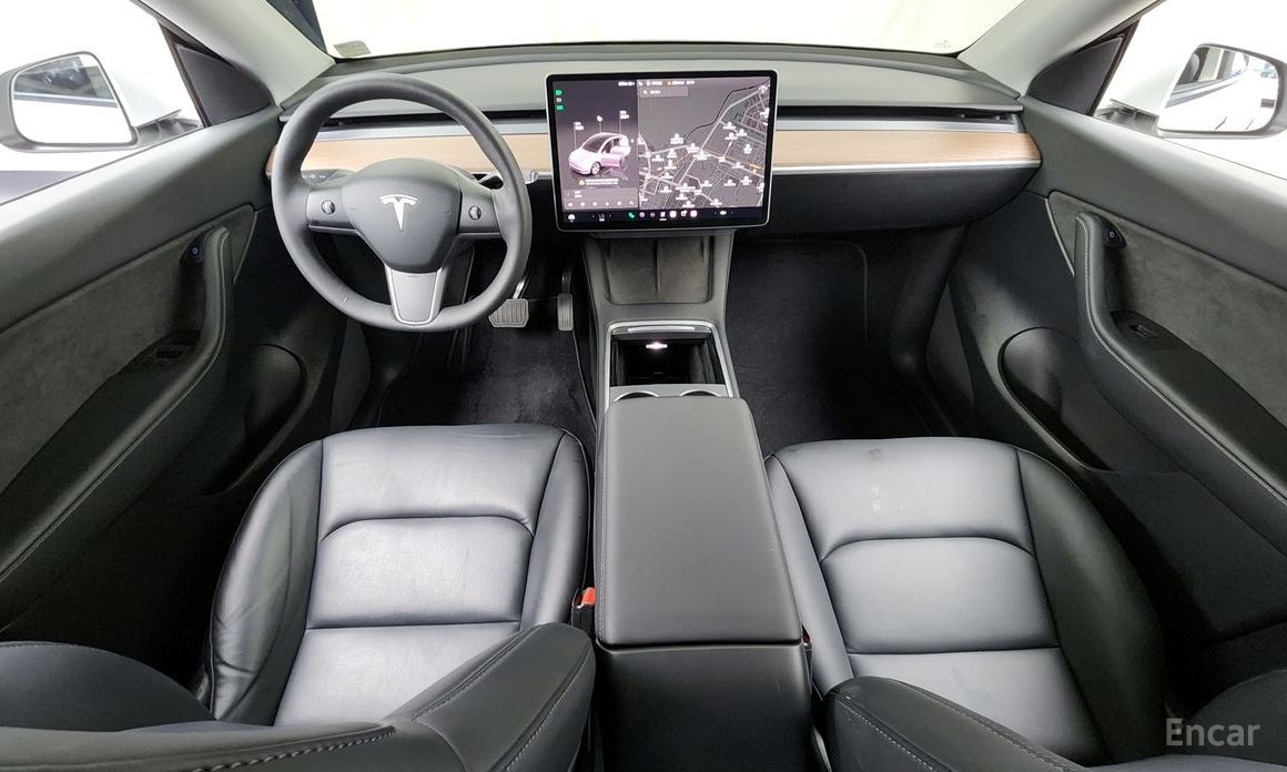 Model Y Long Range 8