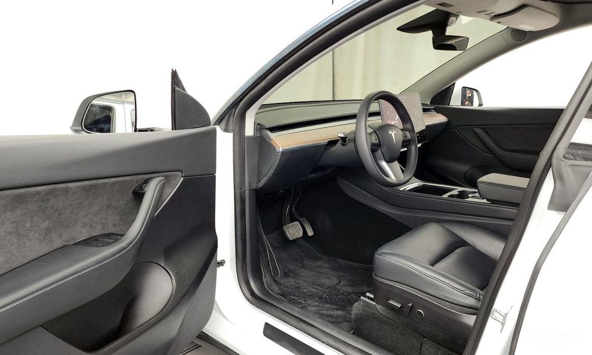 Model Y Long Range 11