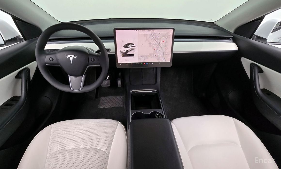 Model Y Long Range 8