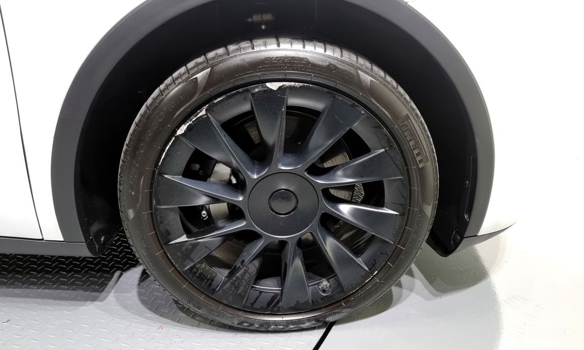 Tesla Model Y Long Range №6