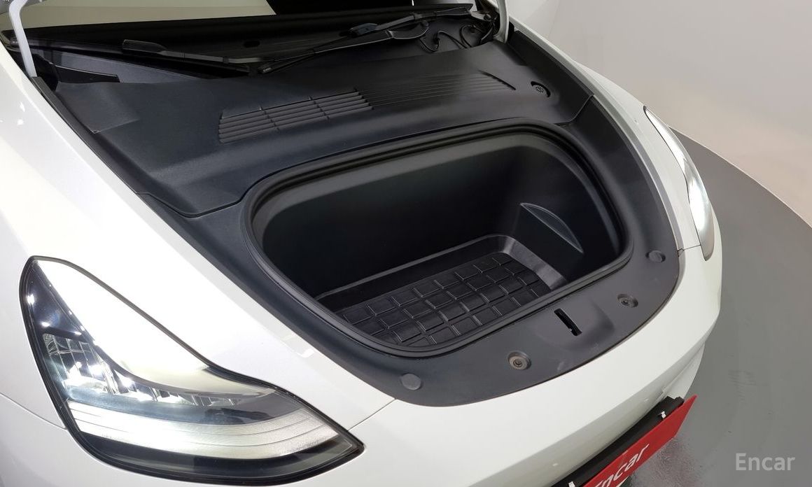 Tesla Model Y Long Range №7