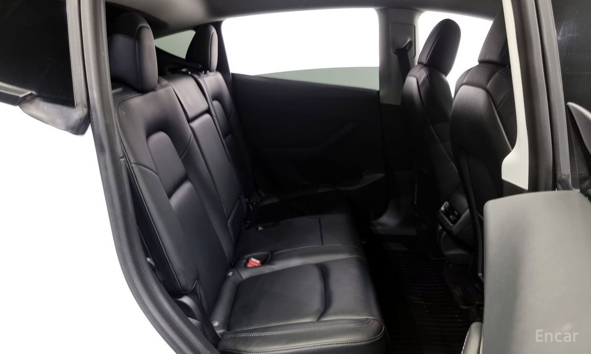 Tesla Model Y Long Range №13