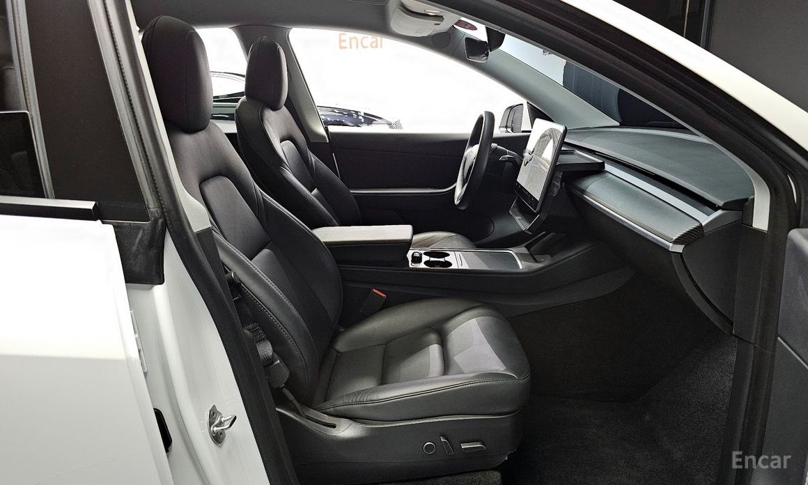 Model Y Long Range 11