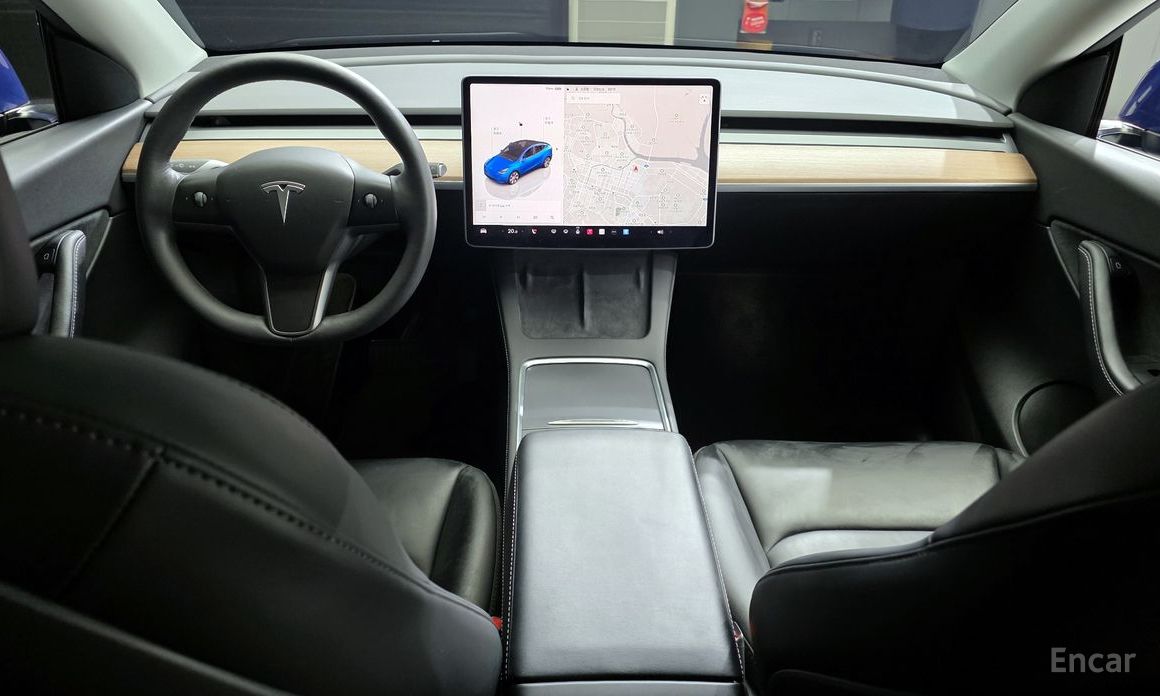 Model Y Long Range 8