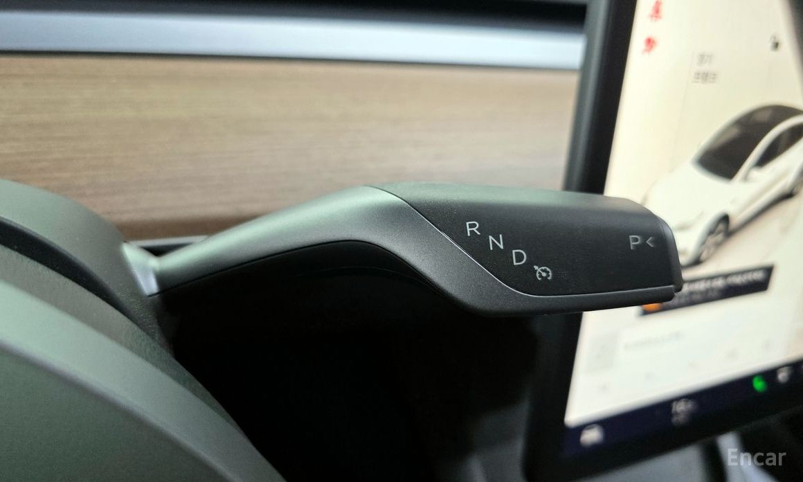 Tesla Model Y Long Range №10