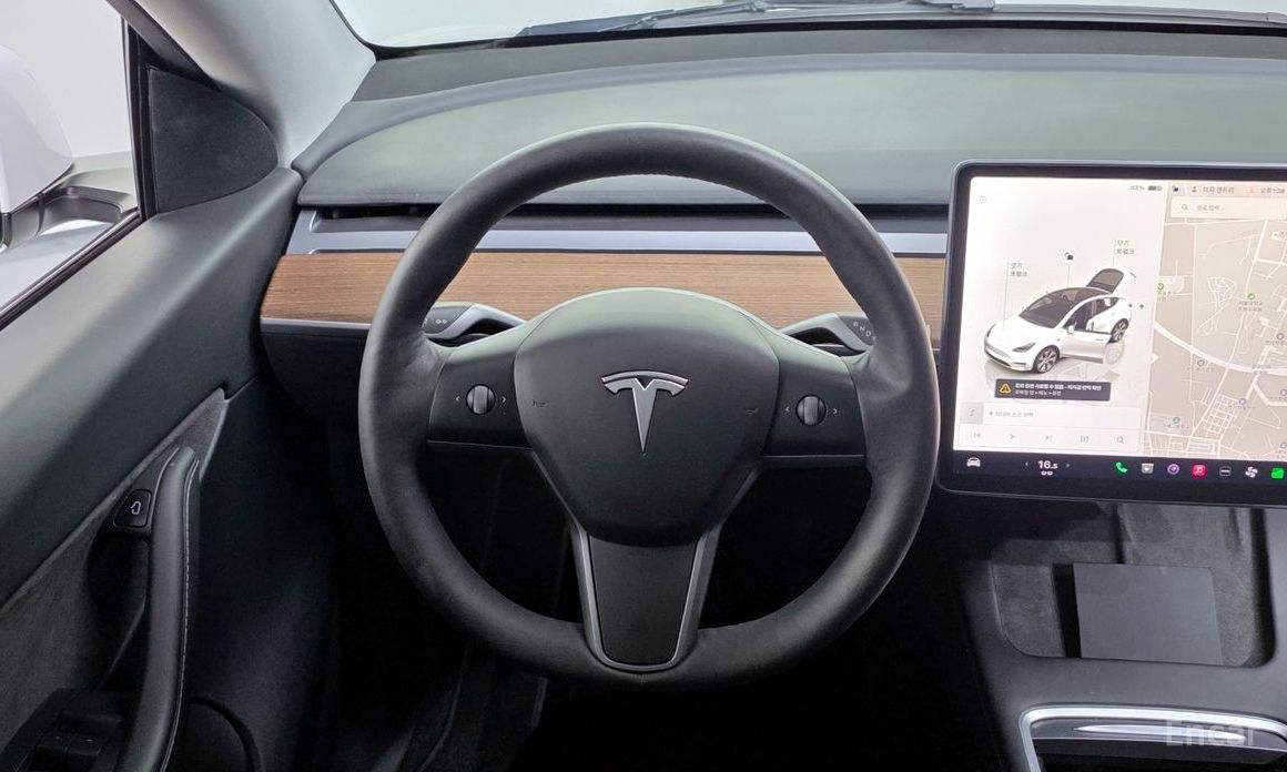 Tesla Model Y Long Range №14