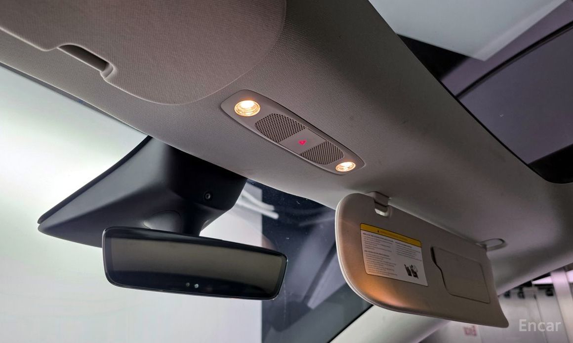 Tesla Model Y Long Range №18