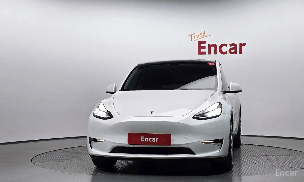 Model Y Long Range 4