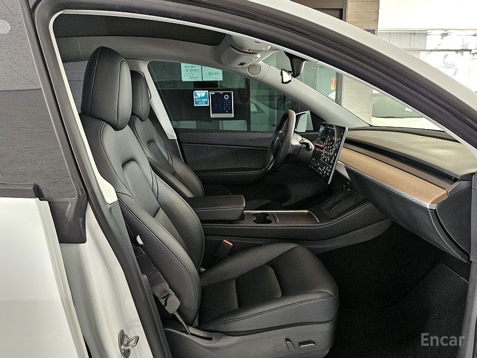 Model Y Long Range 11