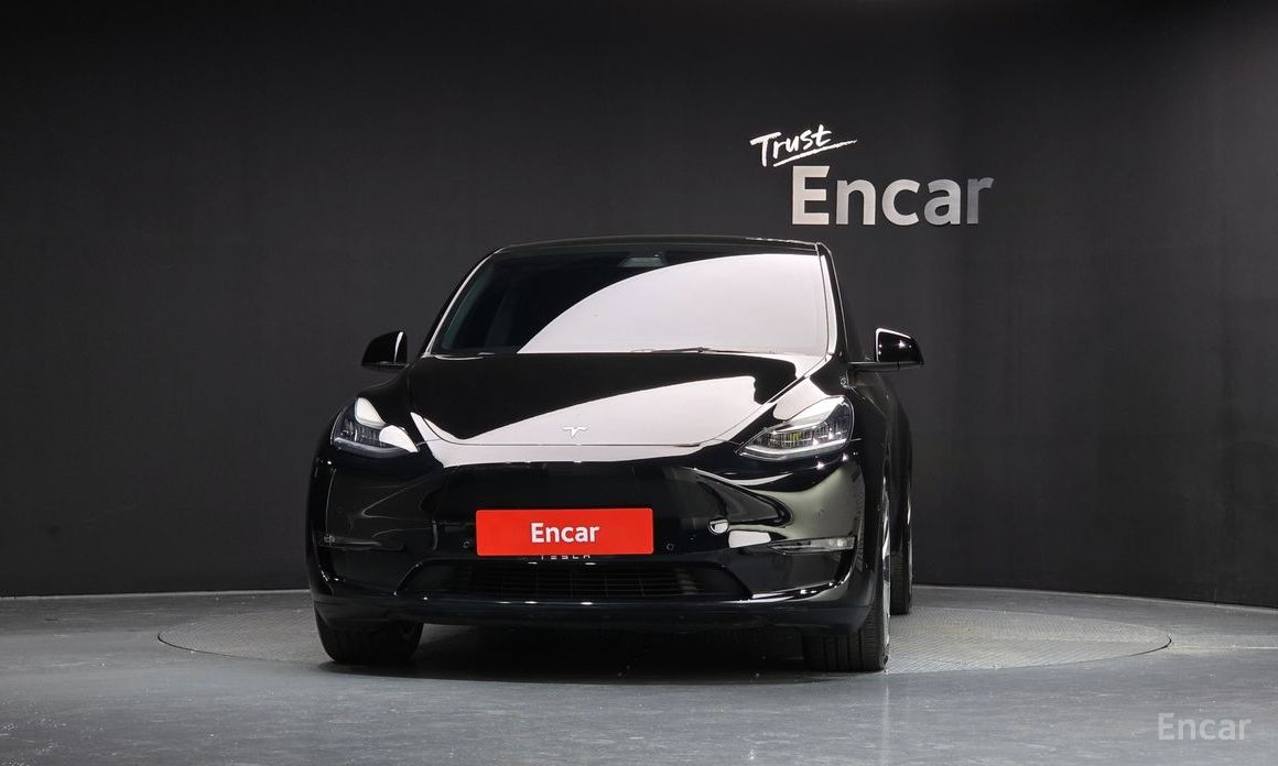 Model Y Long Range 4