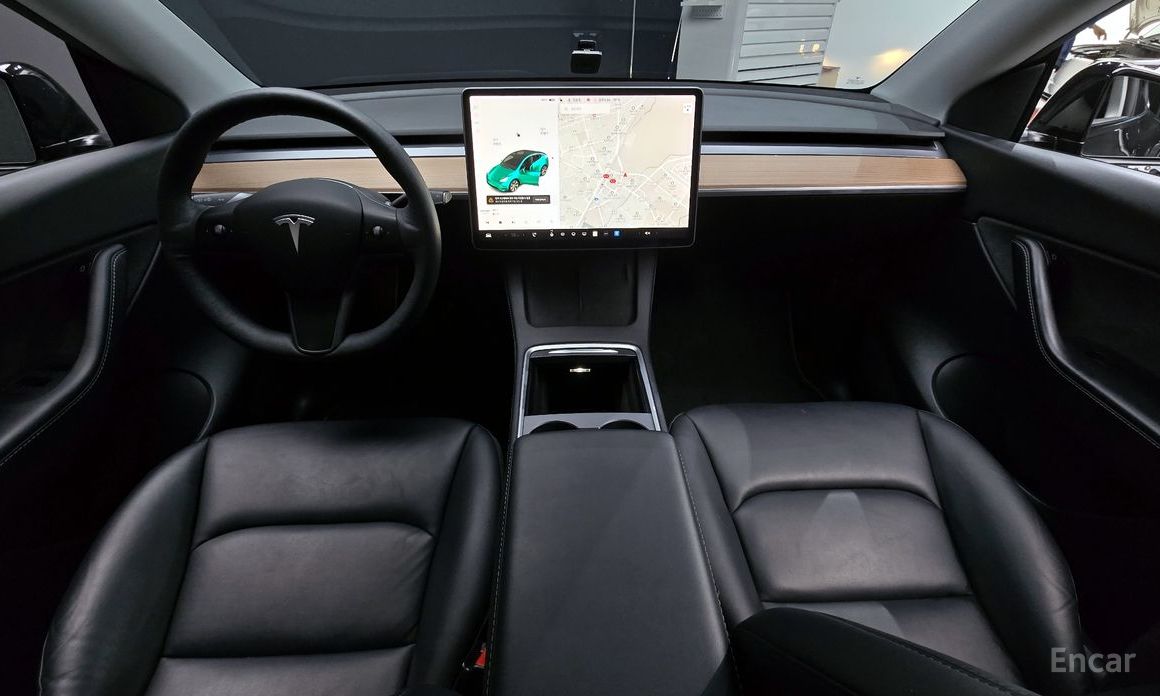 Model Y Long Range 8