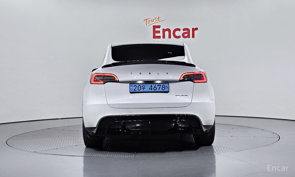 Tesla Model Y Long Range №5