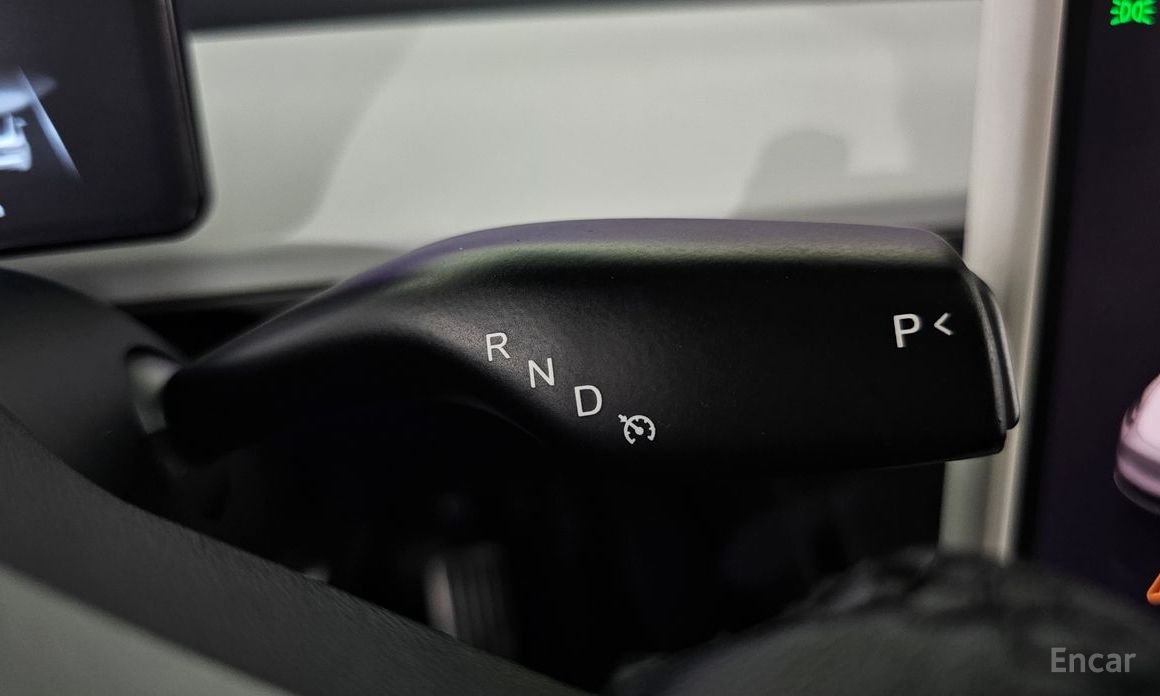 Tesla Model Y Long Range №10