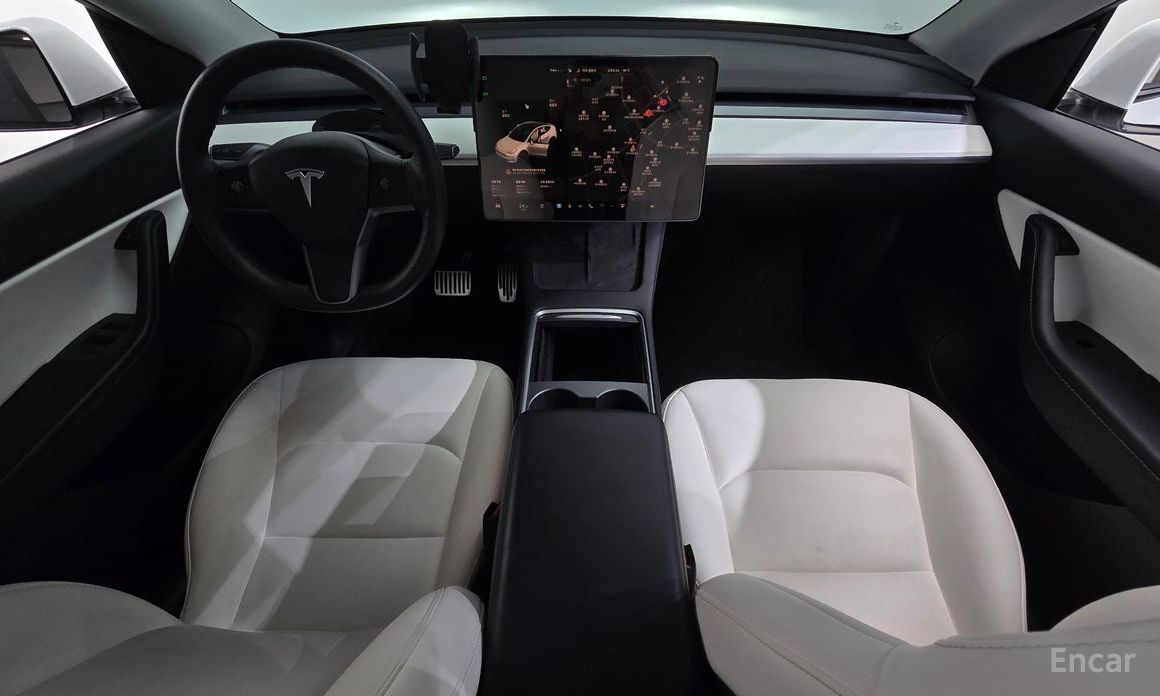 Model Y Long Range 8