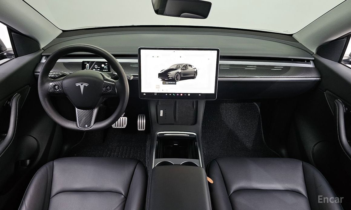 Tesla Model Y Performance №8