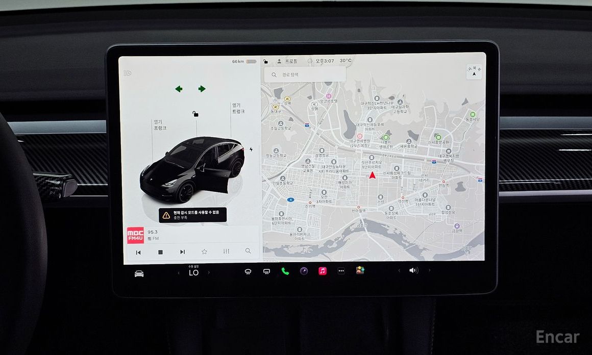 Tesla Model Y Performance №16