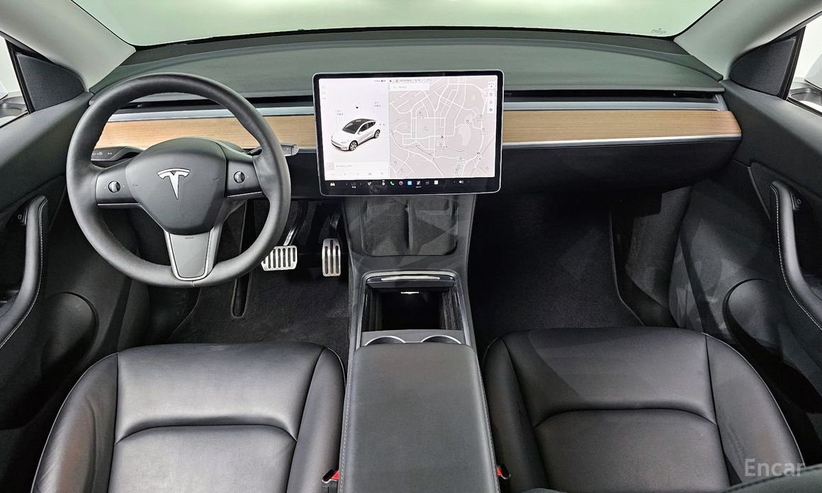 Tesla Model Y Standard Range №8