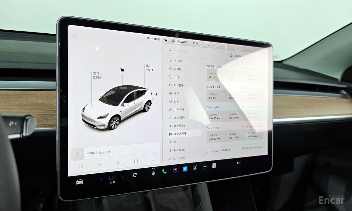 Tesla Model Y Standard Range №9