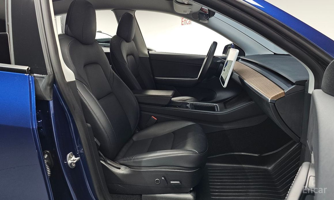 Tesla Model Y Standard Range №11