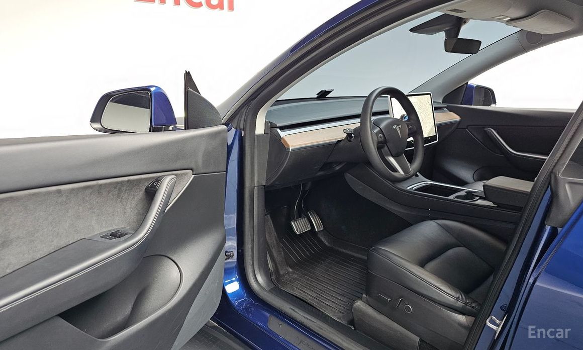 Tesla Model Y Standard Range №13