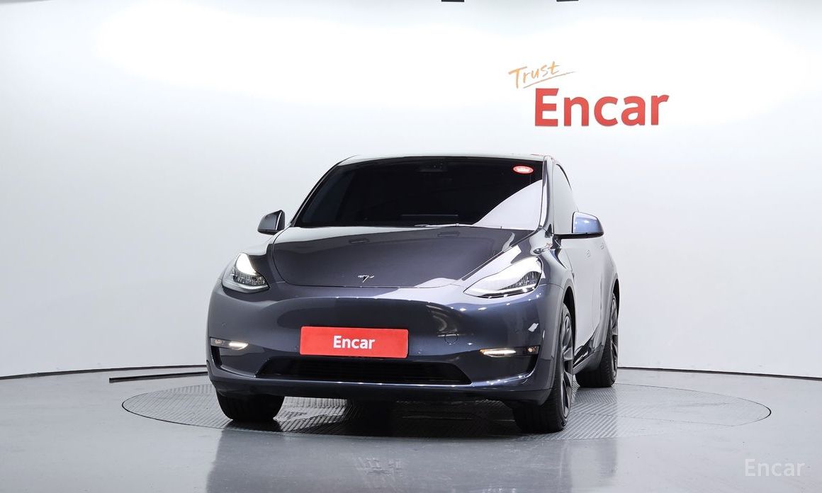 Model Y Standard Range 4