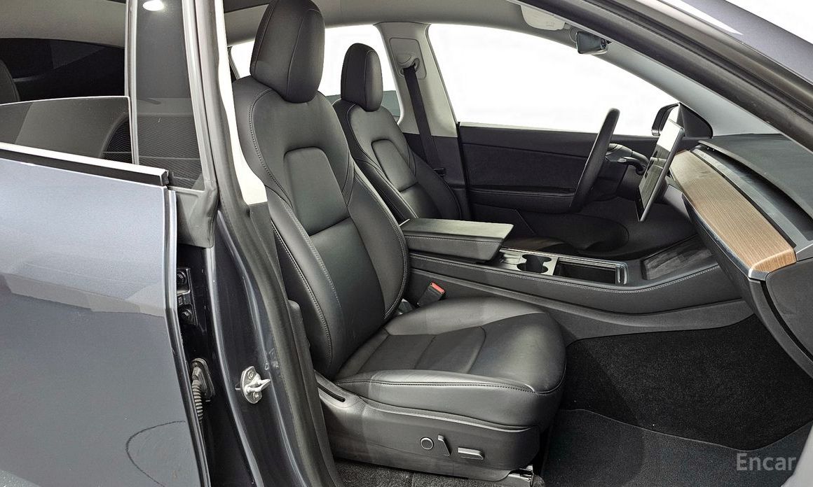 Model Y Standard Range 12