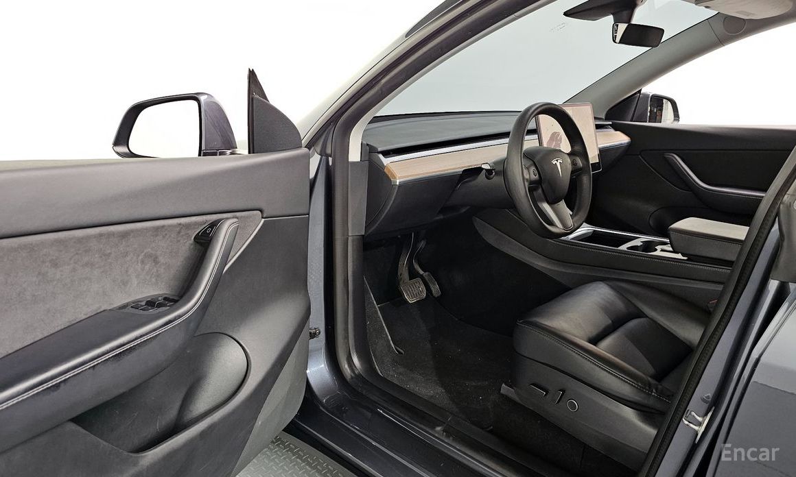 Model Y Standard Range 13
