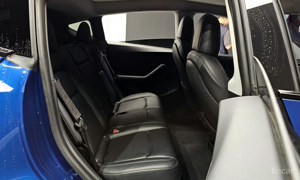Model Y Standard Range 13