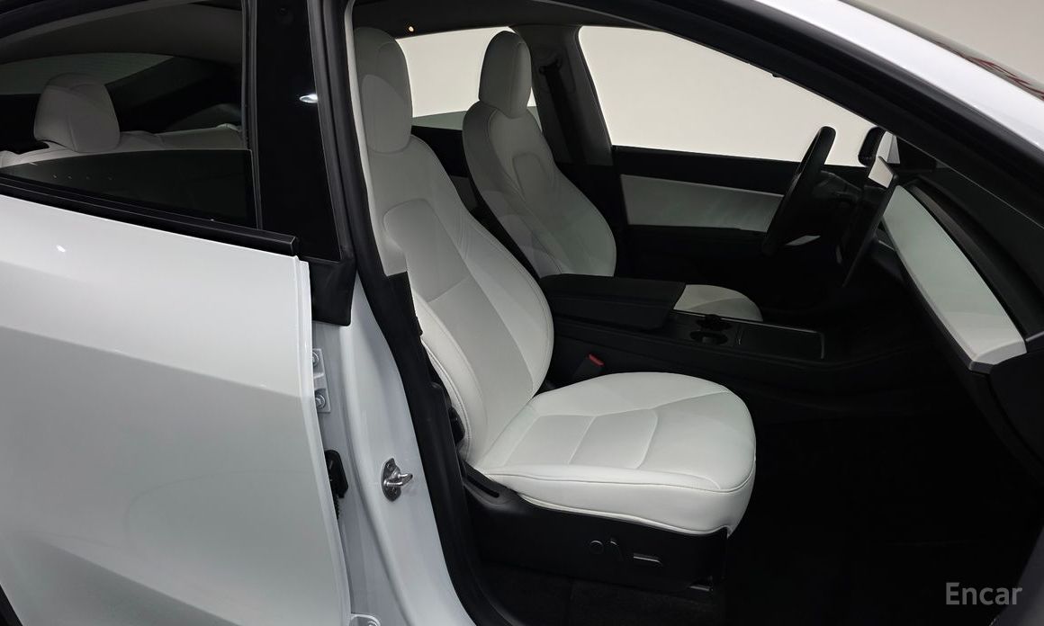 Tesla Model Y Standard Range №10