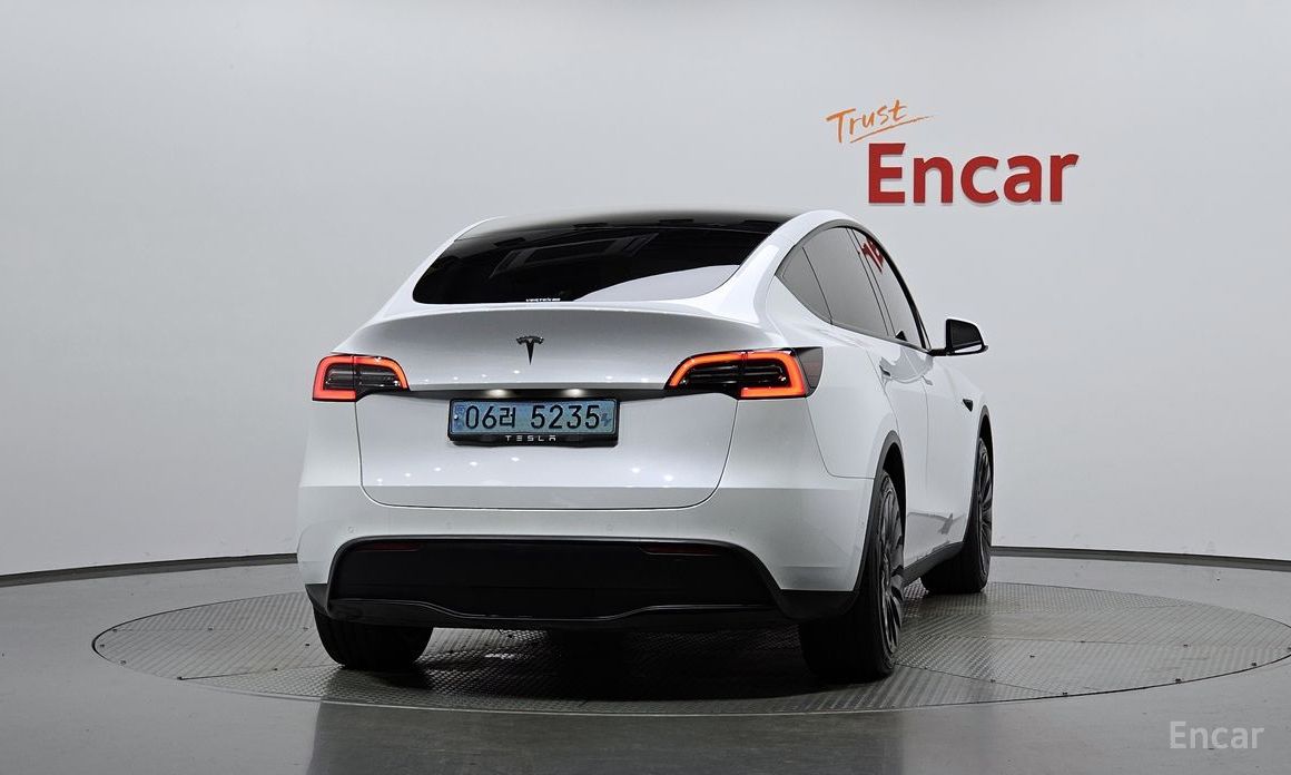 Model Y Standard Range 5