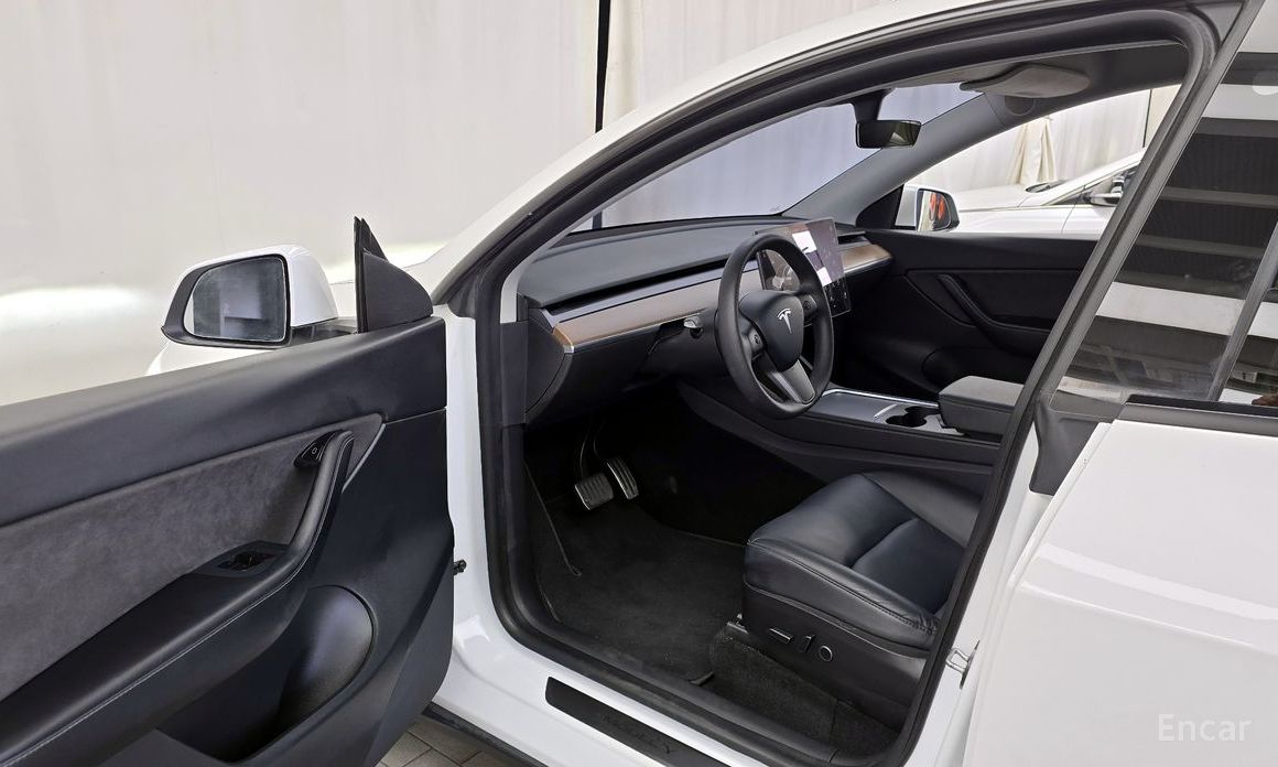 Tesla Model Y Standard Range №11