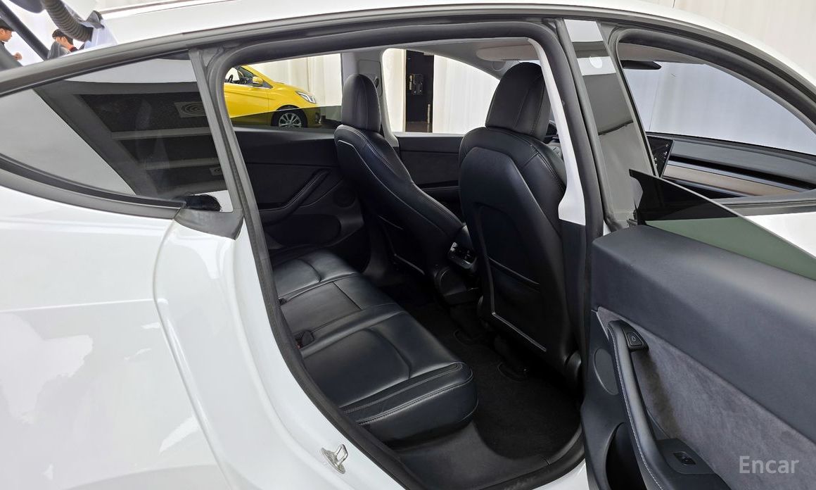 Tesla Model Y Standard Range №13