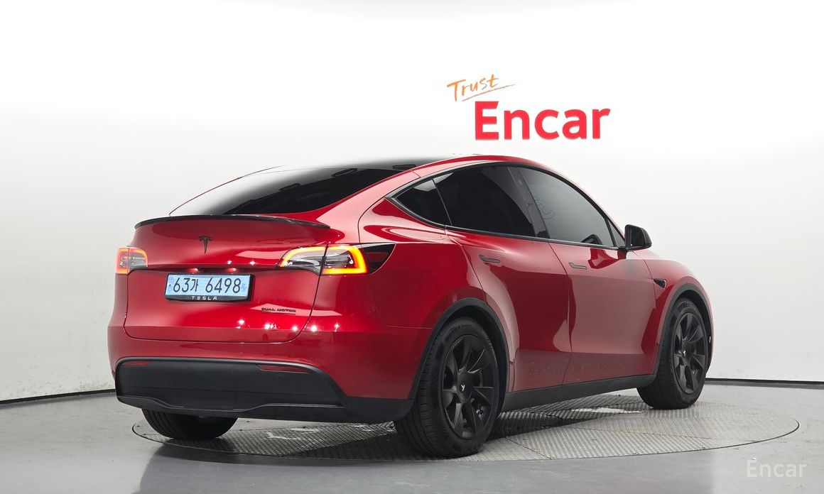 Model Y Standard Range 3