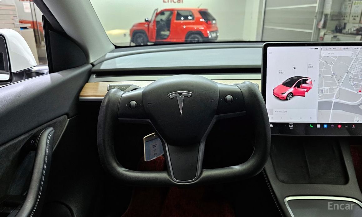Tesla Model Y Standard Range №14