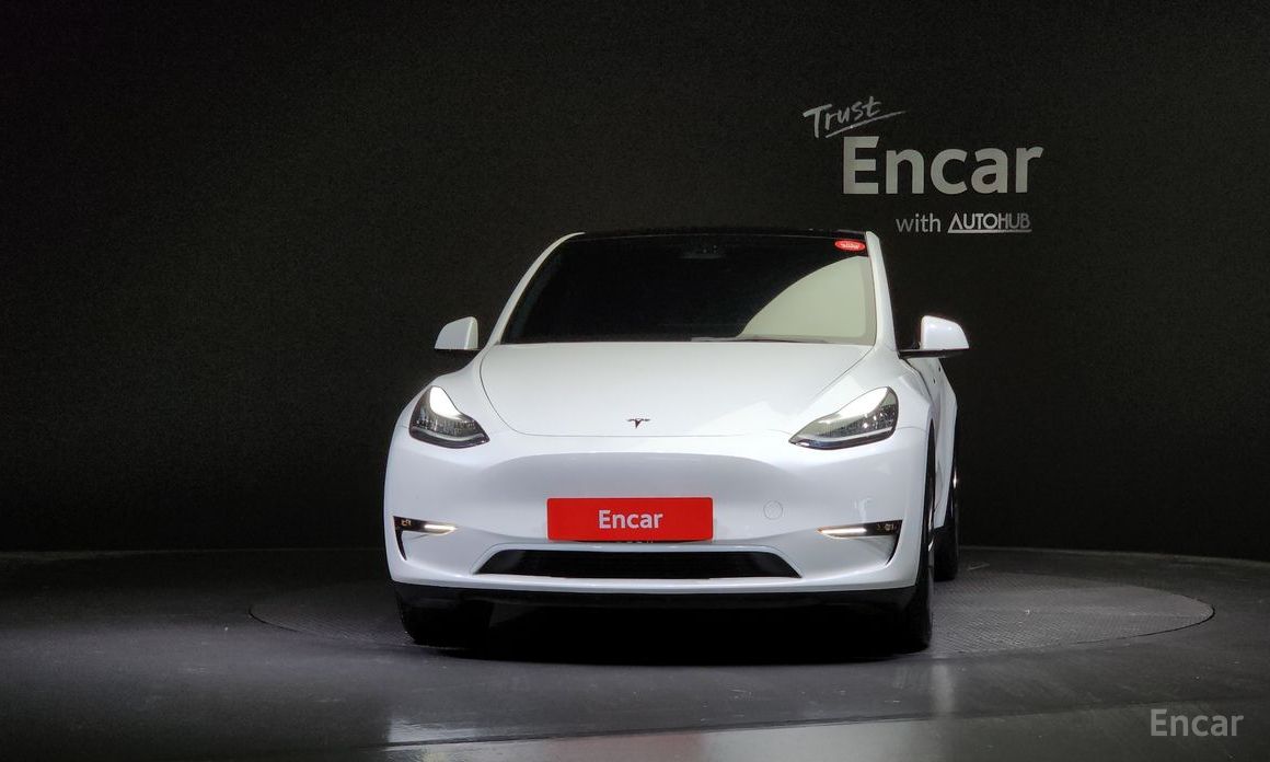 Tesla Model Y Standard Range №4