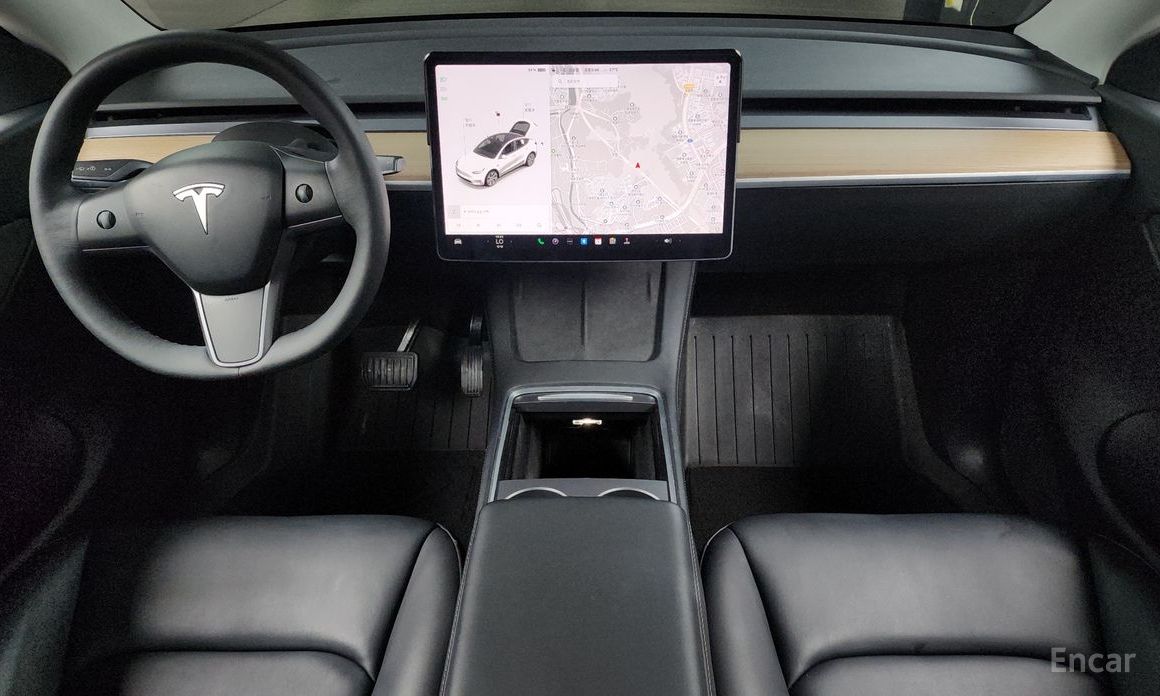 Tesla Model Y Standard Range №8