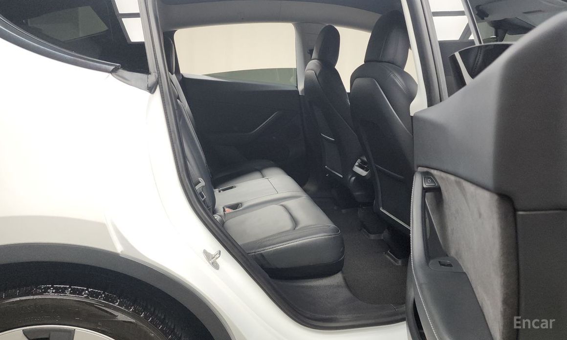 Tesla Model Y Standard Range №13