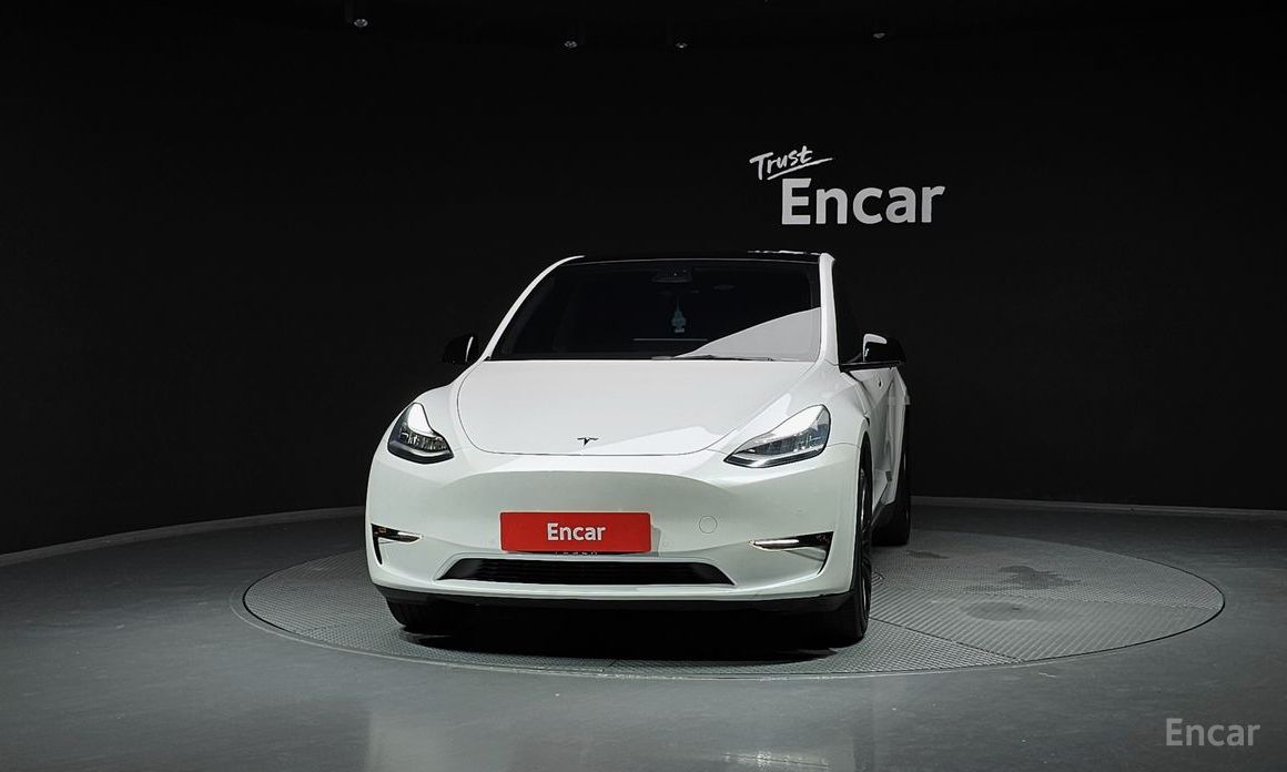 Model Y Standard Range 4