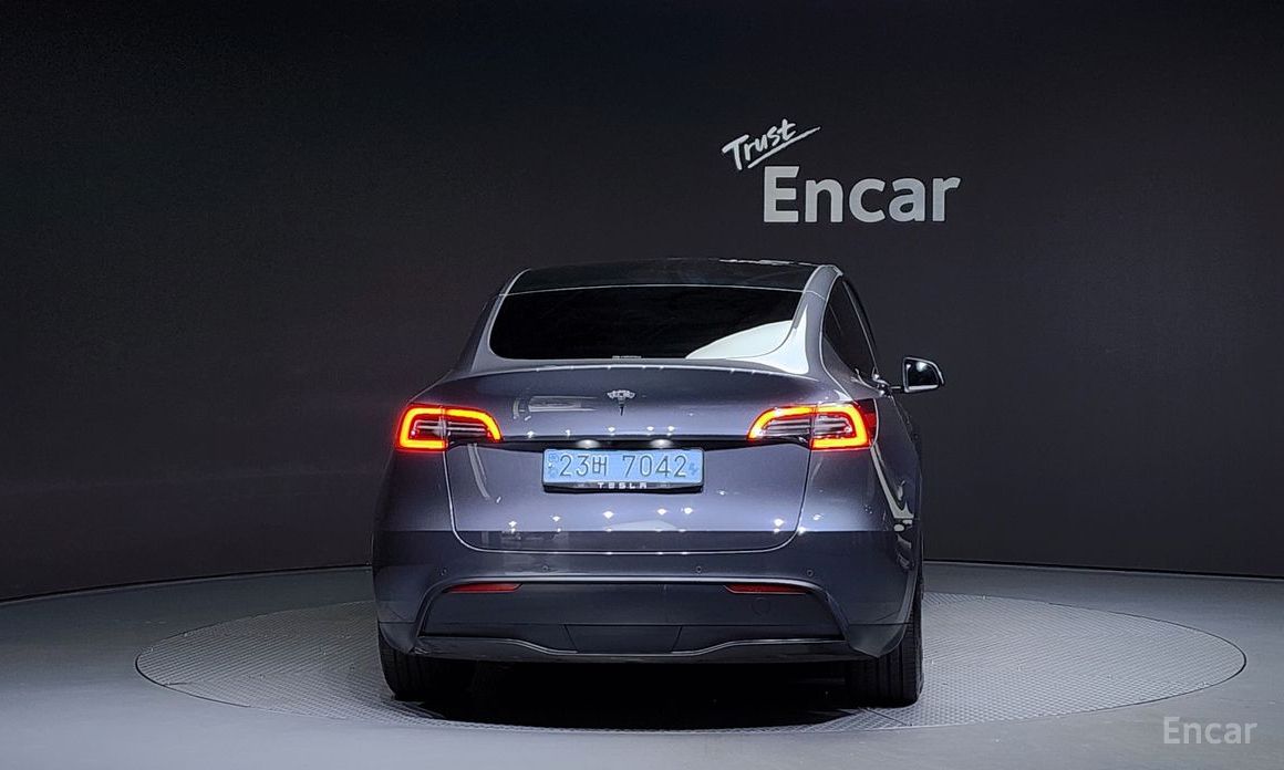 Tesla Model Y Standard Range №5