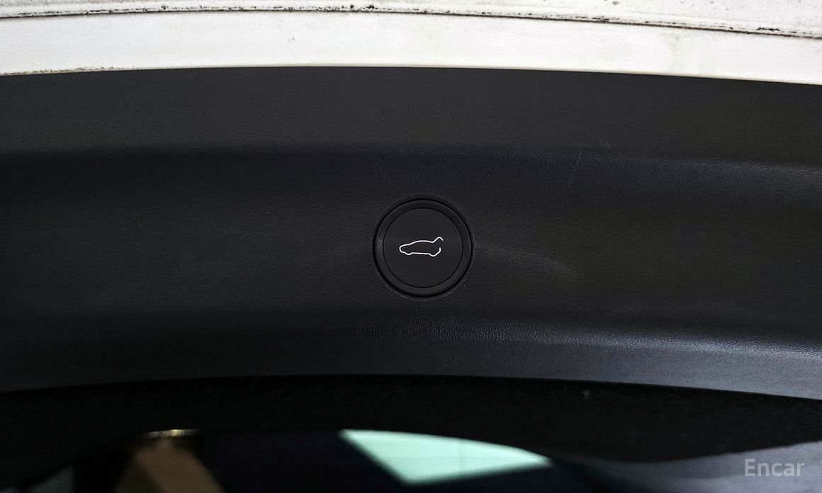 Tesla Model Y Standard Range №20