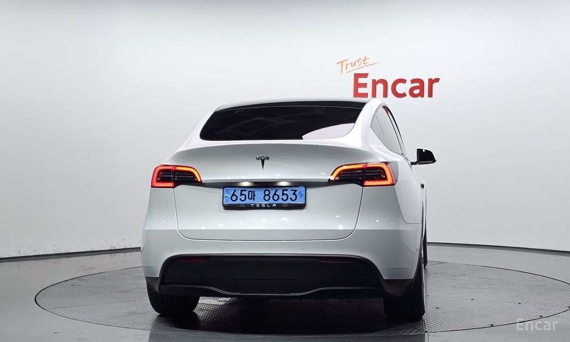 Model Y Standard Range 5