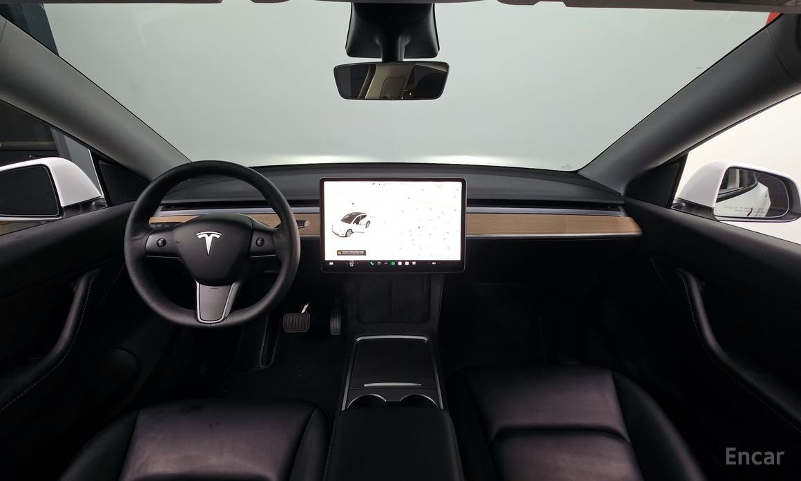 Model Y Standard Range 8