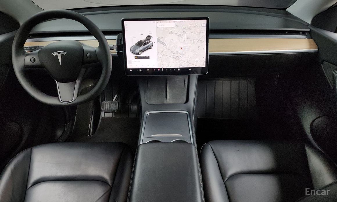 Tesla Model Y Standard Range №8