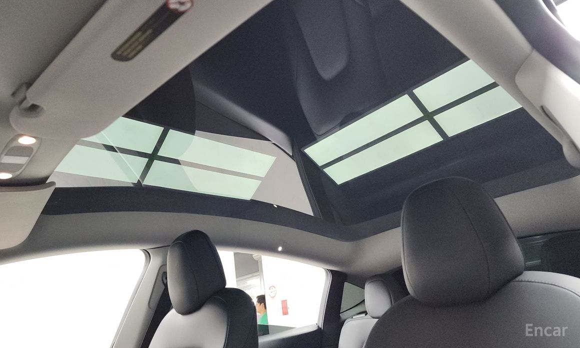 Tesla Model Y Standard Range №20