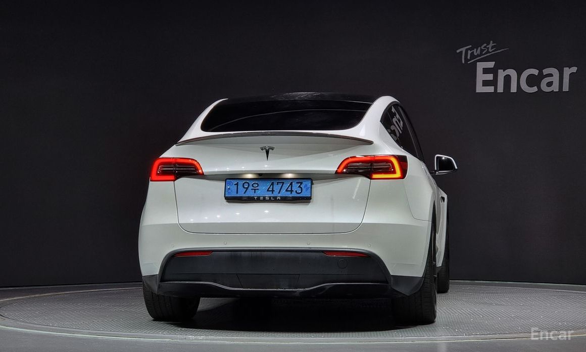 Tesla Model Y Standard Range №5