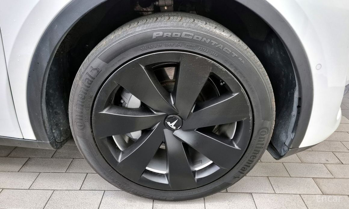 Tesla Model Y Standard Range №6