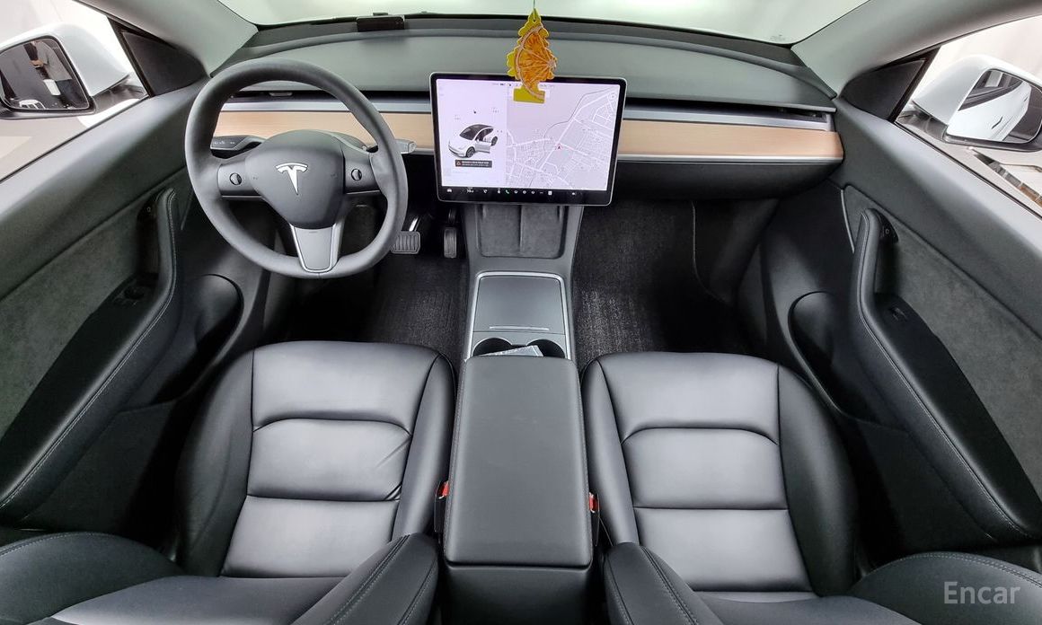 Tesla Model Y Standard Range №8
