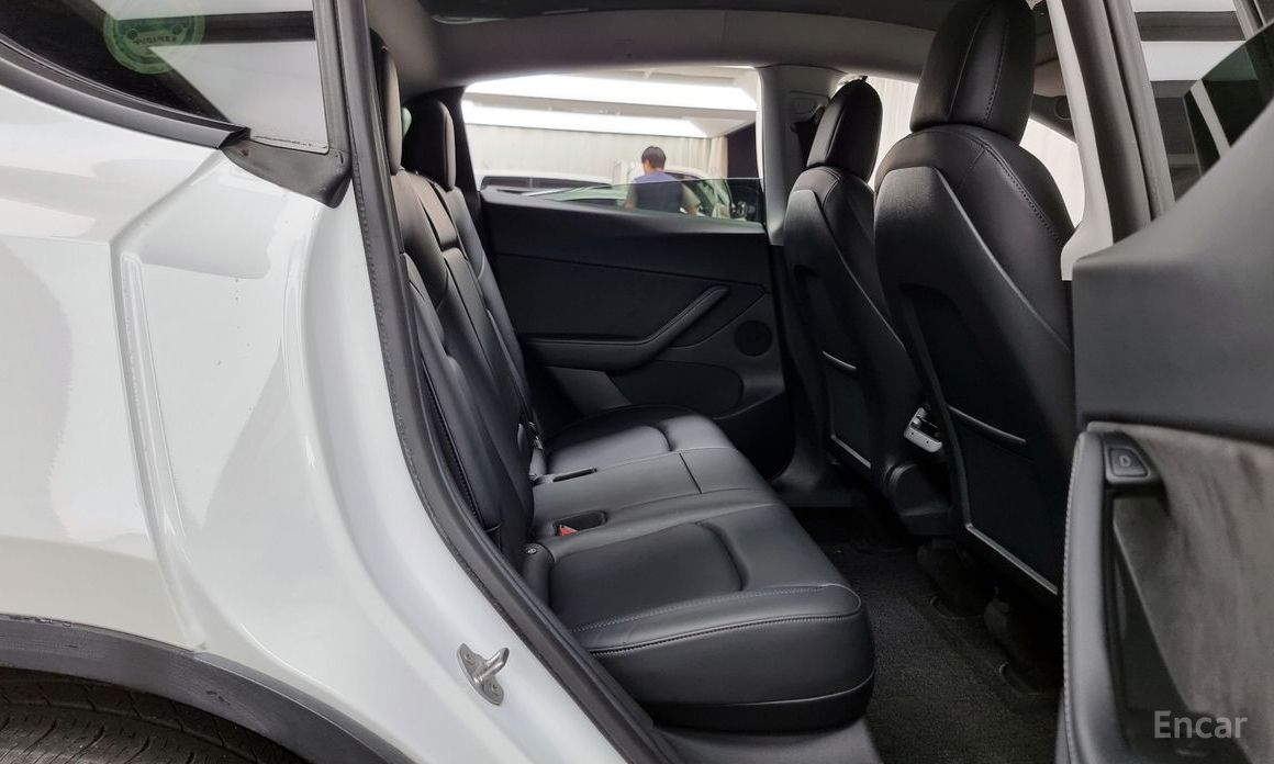 Tesla Model Y Standard Range №13