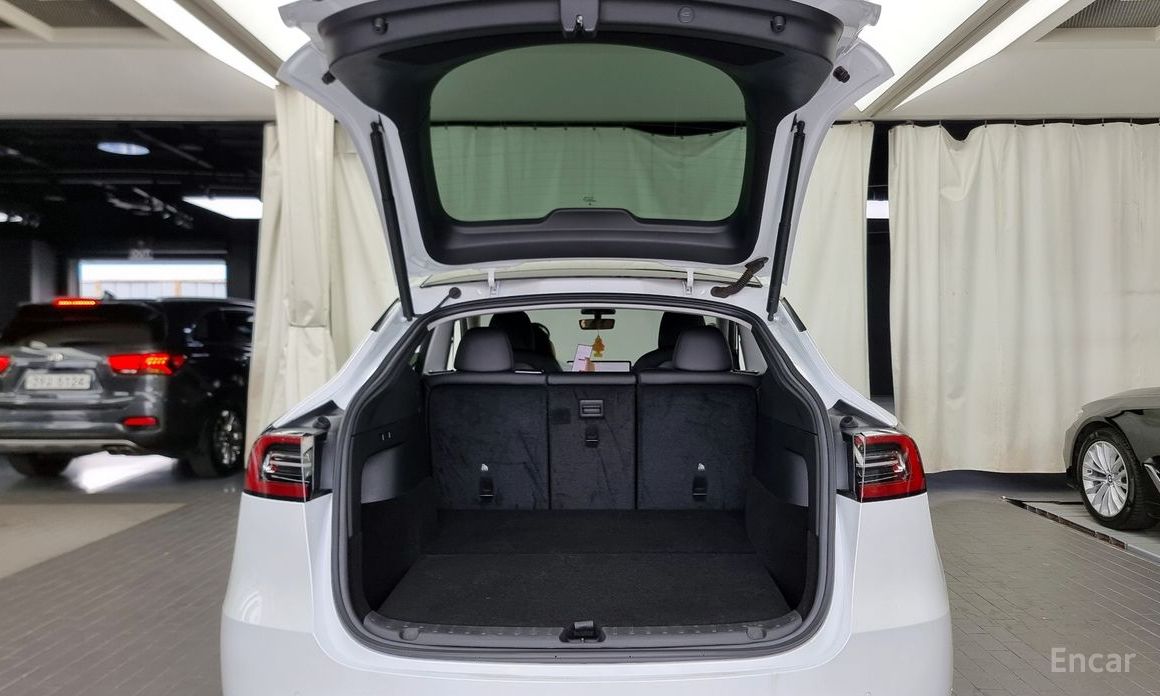 Tesla Model Y Standard Range №21